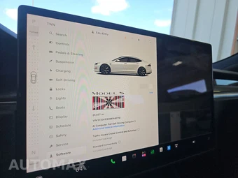 2021 Tesla Model S Plaid – miniatura 12