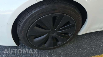2021 Tesla Model S Plaid – miniatura 21