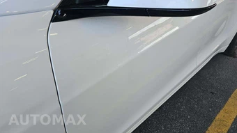 2021 Tesla Model S Plaid – miniatura 31
