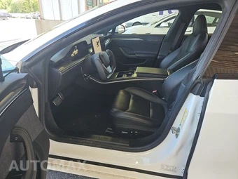 2021 Tesla Model S Plaid – miniatura 7