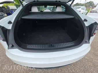 2021 Tesla Model S Plaid – miniatura 14
