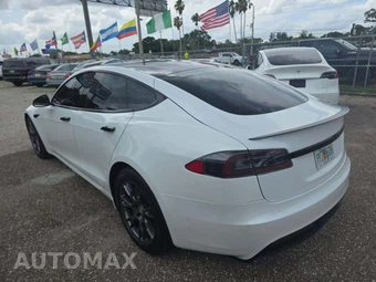 2021 Tesla Model S Plaid – miniatura 2