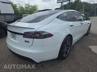 2021 Tesla Model S Plaid – miniatura 3
