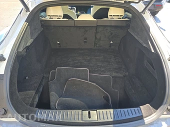 2021 Tesla Model S Plaid - miniatura 16