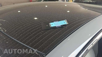 2021 Tesla Model S Plaid - miniatura 18