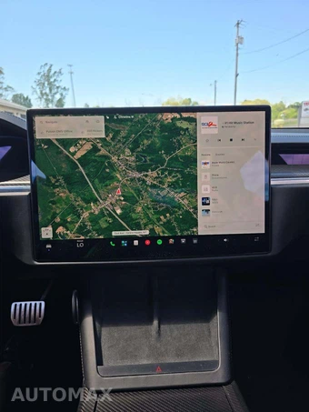 2021 Tesla Model S Plaid – miniatura 10