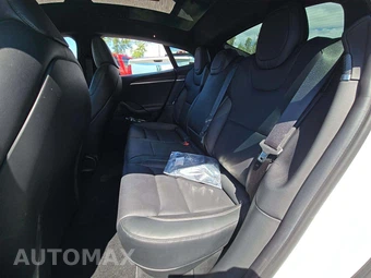 2021 Tesla Model S Plaid – miniatura 13