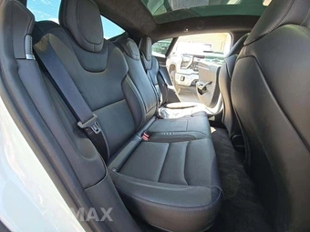 2021 Tesla Model S Plaid – miniatura 16