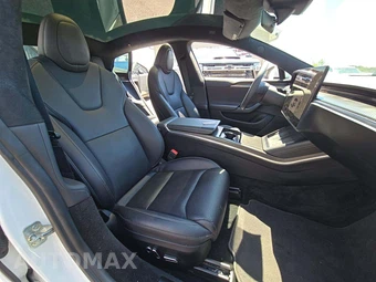 2021 Tesla Model S Plaid – miniatura 18