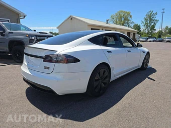 2021 Tesla Model S Plaid – miniatura 3