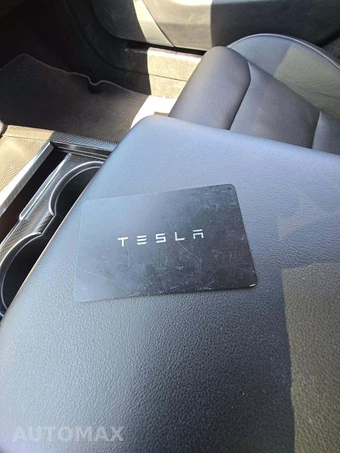 2021 Tesla Model S Plaid – miniatura 8