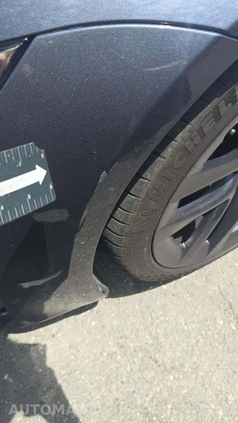 2021 Tesla Model S Plaid – miniatura 23