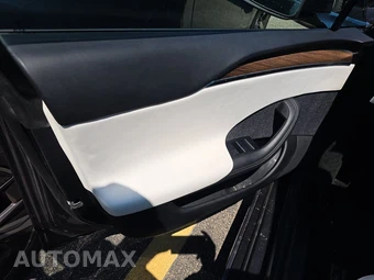 2021 Tesla Model S Plaid – miniatura 9