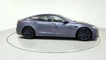 2021 Tesla Model S Plaid - miniatura 10