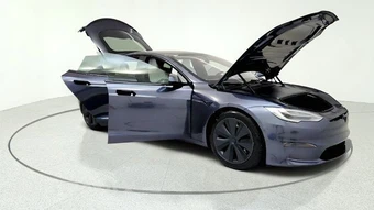 2021 Tesla Model S Plaid - miniatura 11