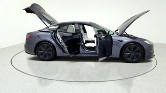2021 Tesla Model S Plaid - miniatura 20