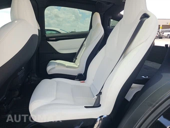 2021 Tesla Model X Long Range – miniatura 13
