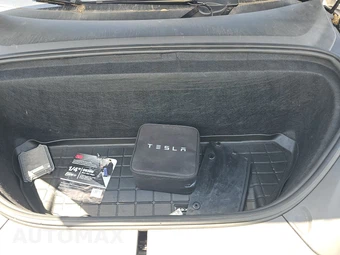 2021 Tesla Model X Long Range – miniatura 15