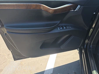 2021 Tesla Model X Long Range Plus - miniatura 9