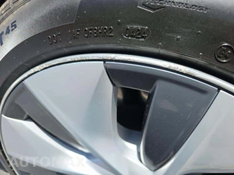 2021 Tesla Model Y Long Range - miniatura 20