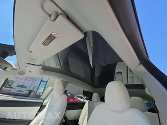 2021 Tesla Model Y Long Range - miniatura 8