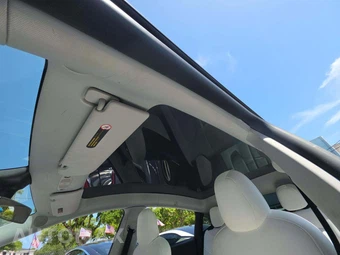 2021 Tesla Model Y Long Range - miniatura 11