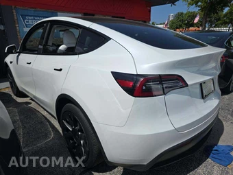 2021 Tesla Model Y Long Range - miniatura 2
