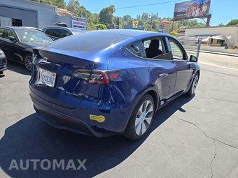 2021 Tesla Model Y Long Range - miniatura 3