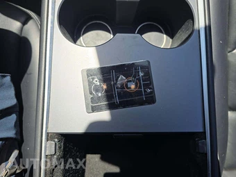 2021 Tesla Model Y Long Range - miniatura 8