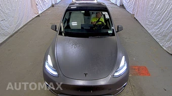 2021 Tesla Model Y Long Range - miniatura 2