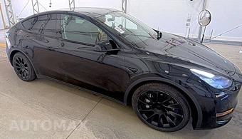 2021 Tesla Model Y Long Range - miniatura 3