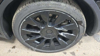 2021 Tesla Model Y Long Range - miniatura 30