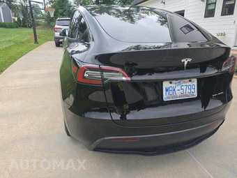 2021 Tesla Model Y Long Range - miniatura 2