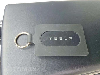 2021 Tesla Model Y Long Range - miniatura 8