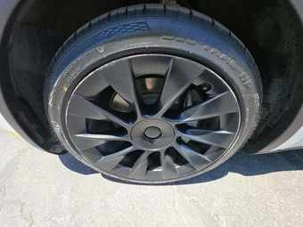 2021 Tesla Model Y Long Range - miniatura 19