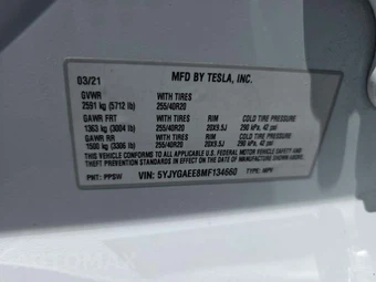 2021 Tesla Model Y Long Range - miniatura 2
