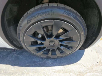 2021 Tesla Model Y Long Range - miniatura 21