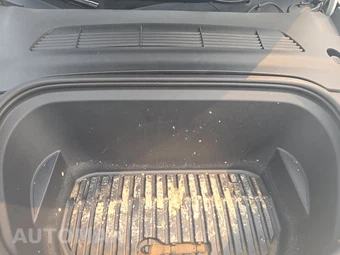 2021 Tesla Model Y Long Range - miniatura 15