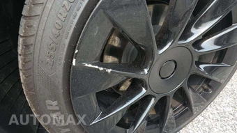 2021 Tesla Model Y Long Range - miniatura 28