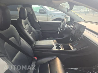 2021 Tesla Model Y Long Range - miniatura 8