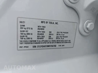 2021 Tesla Model Y Long Range - miniatura 2