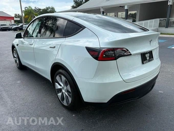 2021 Tesla Model Y Long Range - miniatura 11