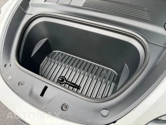 2021 Tesla Model Y Long Range - miniatura 20