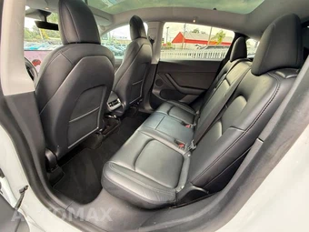 2021 Tesla Model Y Long Range - miniatura 31