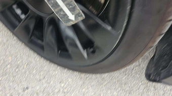 2021 Tesla Model Y Long Range - miniatura 21