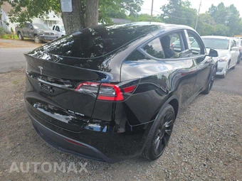 2021 Tesla Model Y Long Range - miniatura 3