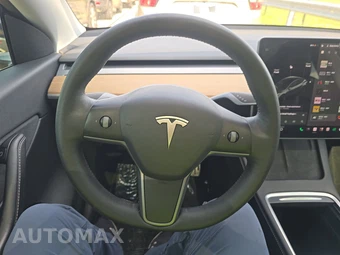 2021 Tesla Model Y Long Range - miniatura 10