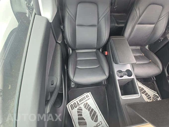 2021 Tesla Model Y Long Range – miniatura 16