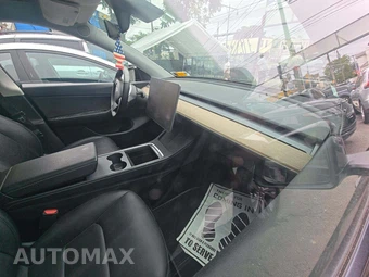 2021 Tesla Model Y Long Range – miniatura 17