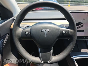 2021 Tesla Model Y Long Range - miniatura 10